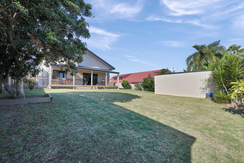 9 Vailala Rise, Rural View, QLD 4740 AUS