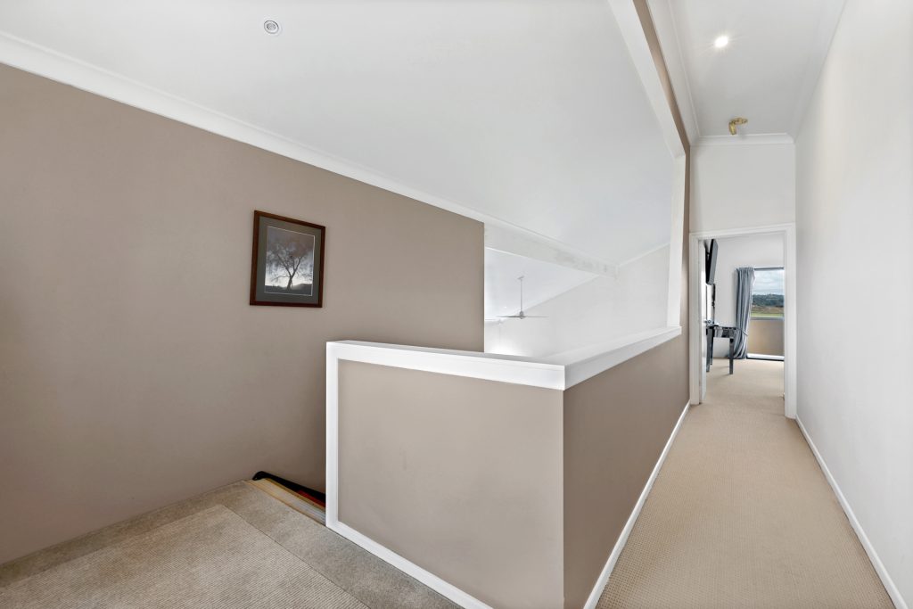 9 Vailala Rise, Rural View, QLD 4740 AUS