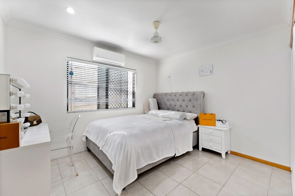 9 Vailala Rise, Rural View, QLD 4740 AUS