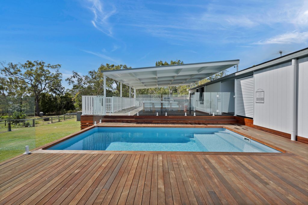 2 Herta Lane, Sarina Beach, QLD 4737 AUS