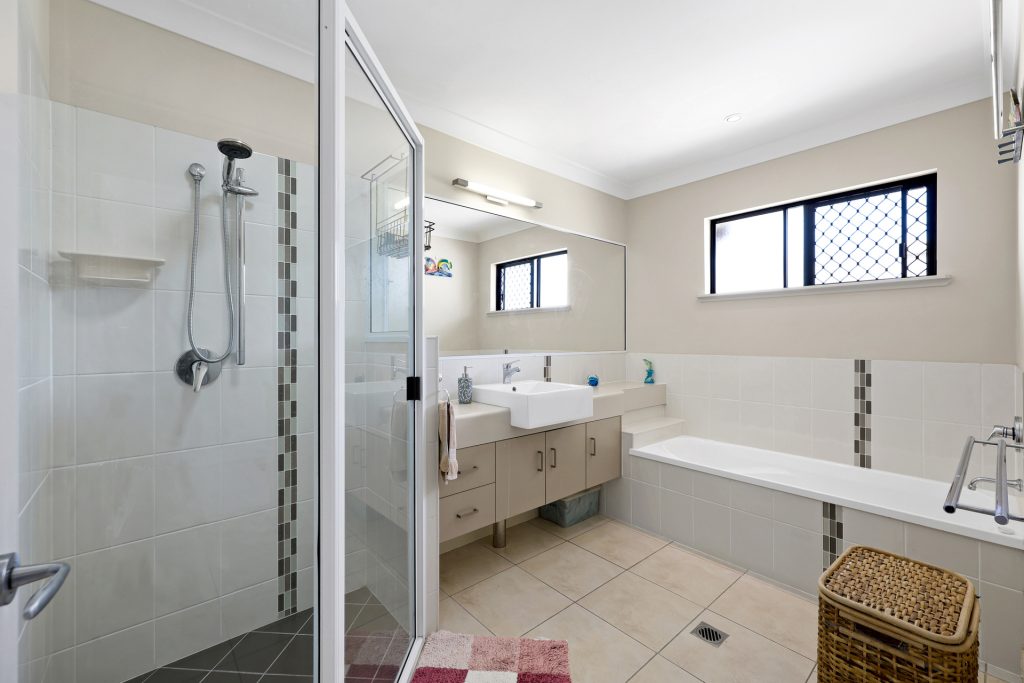 104 Bally Keel Road, Alligator Creek, QLD 4740 AUS