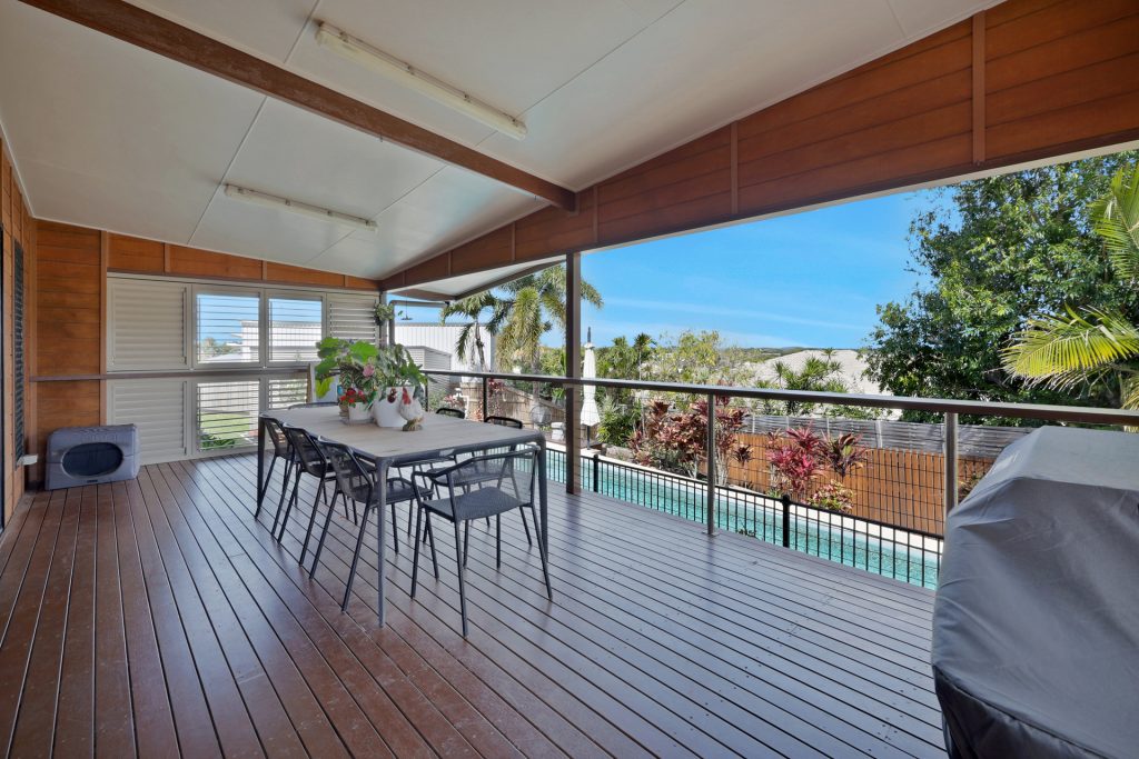 3 Coral Cove Court, Blacks Beach, QLD 4740 AUS