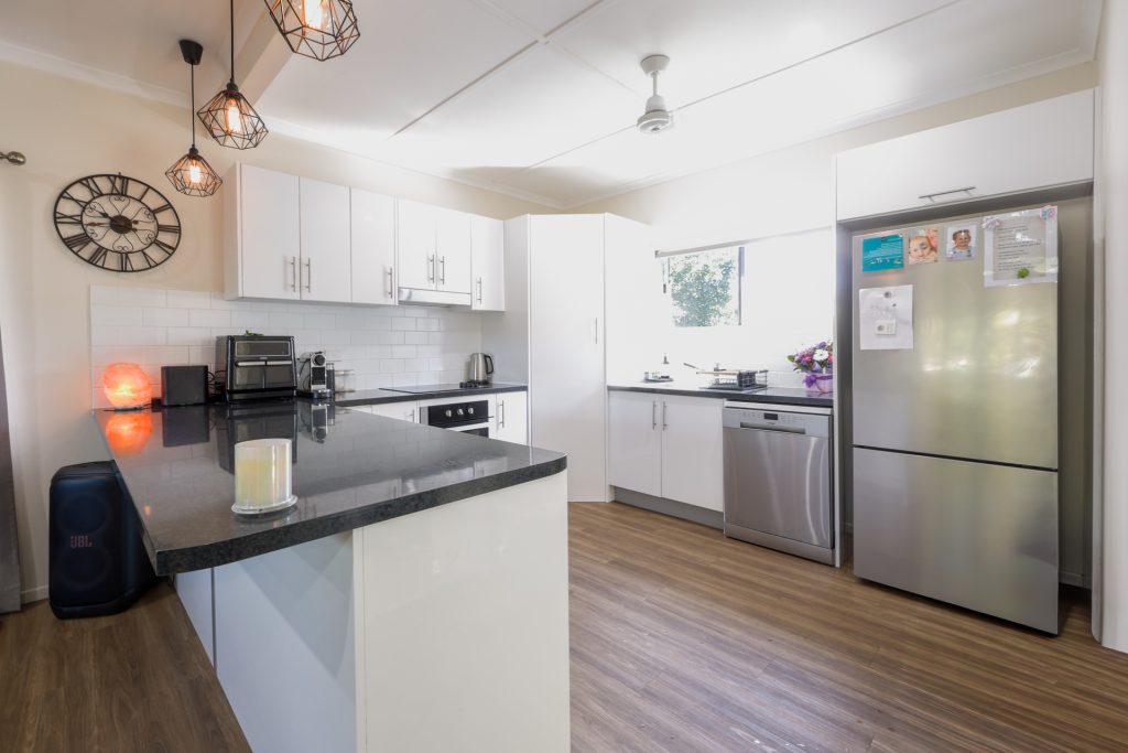 1 Crane Street, Slade Point, QLD 4740 AUS