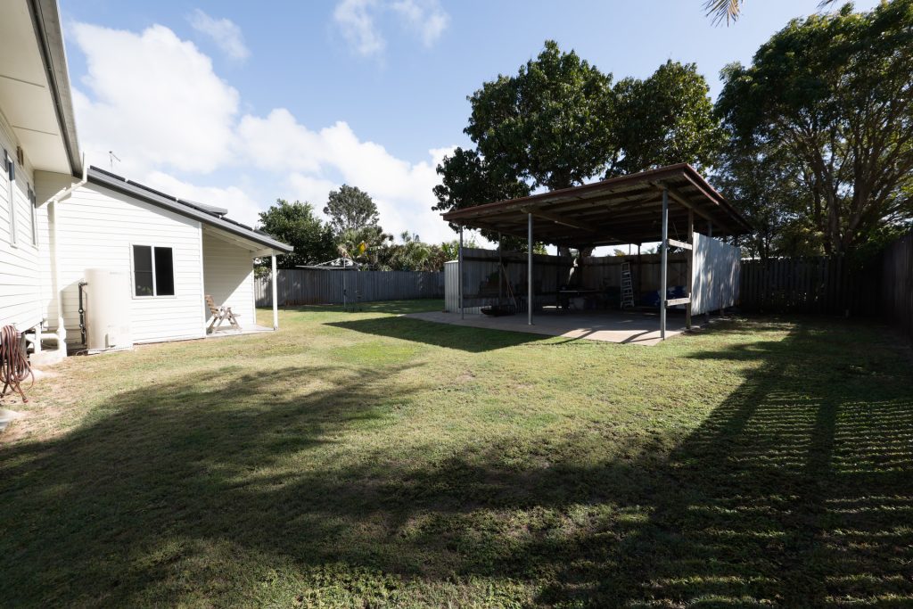 1 Crane Street, Slade Point, QLD 4740 AUS