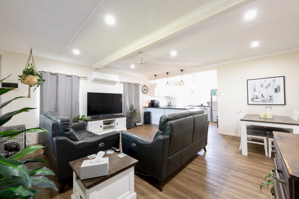 1 Crane Street, Slade Point, QLD 4740 AUS