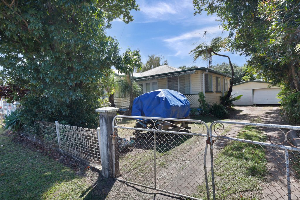 18 Lloyd Street, West Mackay, QLD 4740 AUS
