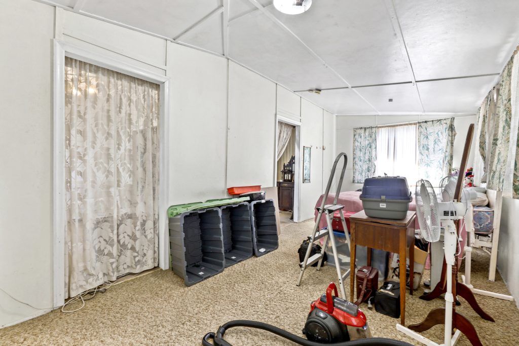 18 Lloyd Street, West Mackay, QLD 4740 AUS