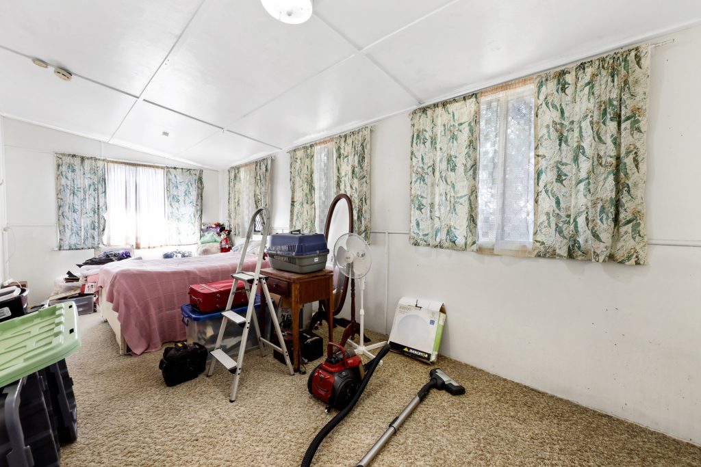 18 Lloyd Street, West Mackay, QLD 4740 AUS