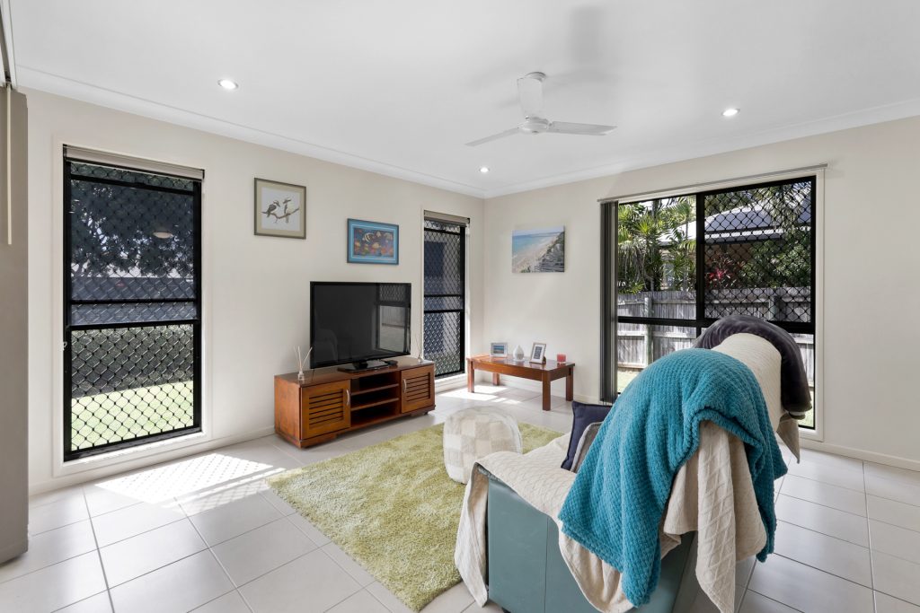 10 Herbert Way, Rural View, QLD 4740 AUS