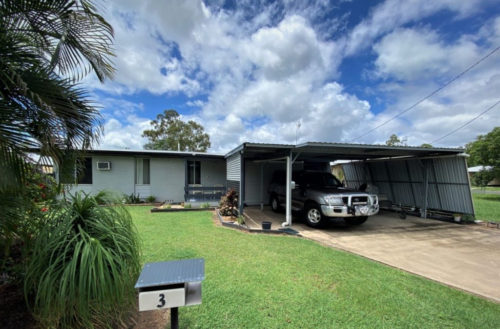 3 Armstrong Crescent, Dysart, QLD 4745 AUS