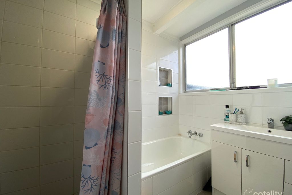 3 Armstrong Crescent, Dysart, QLD 4745 AUS