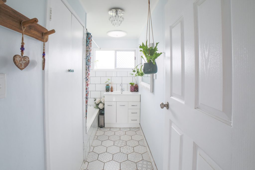 10 Yeates Crescent, Dysart, QLD 4745 AUS