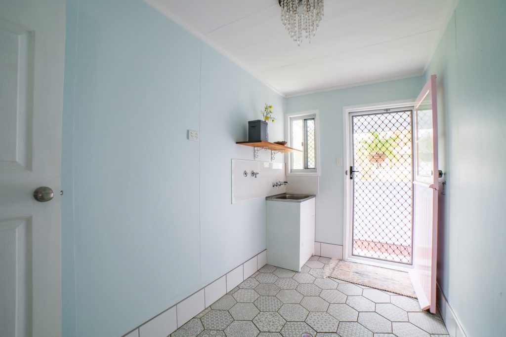 10 Yeates Crescent, Dysart, QLD 4745 AUS