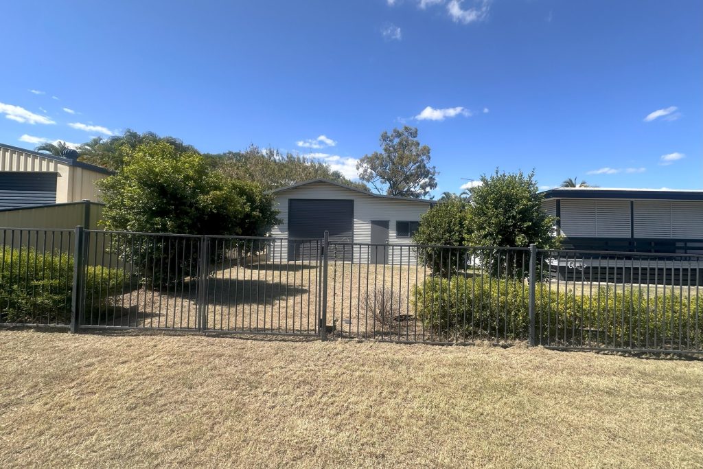 36 Beresford Crescent, Dysart, QLD 4745 AUS