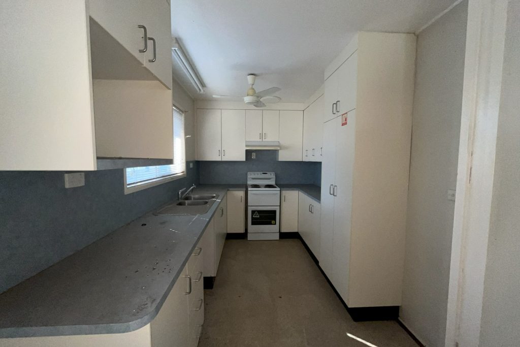 12 Beresford Crescent, Dysart, QLD 4745 AUS