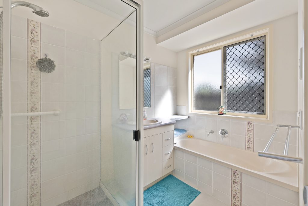 116 Binnington Esplanade, East Mackay, QLD 4740 AUS