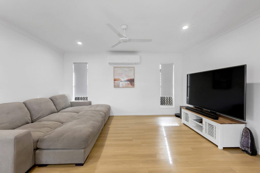 42 Ficus Crescent, Andergrove, QLD 4740 AUS