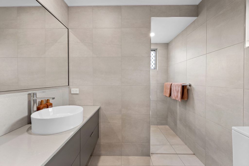 42 Ficus Crescent, Andergrove, QLD 4740 AUS