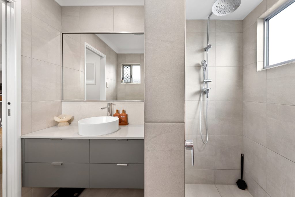 42 Ficus Crescent, Andergrove, QLD 4740 AUS