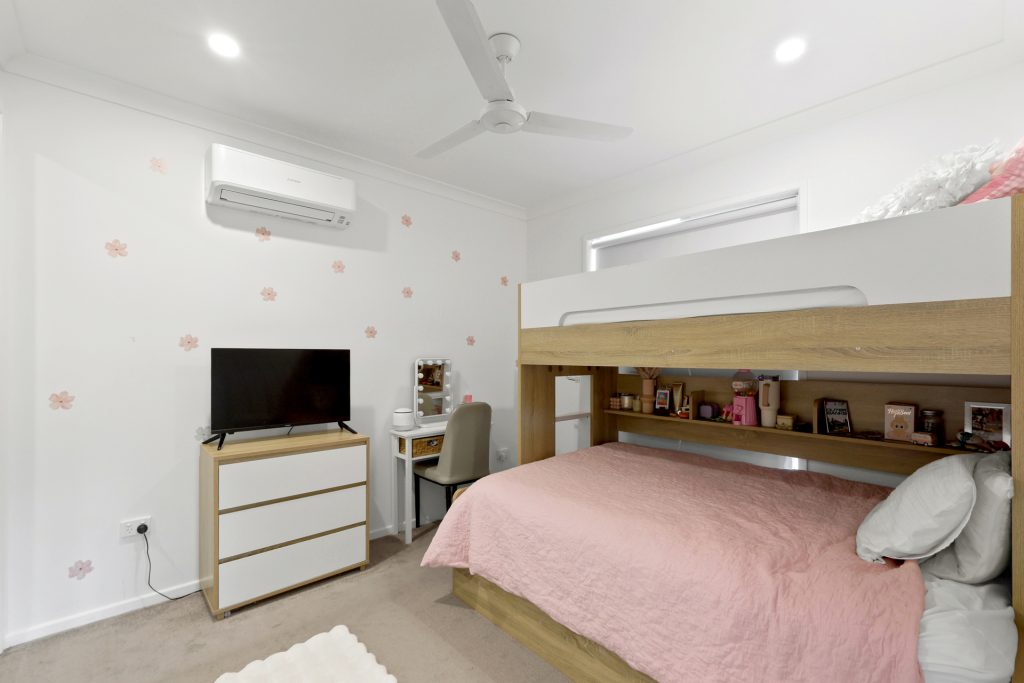 42 Ficus Crescent, Andergrove, QLD 4740 AUS