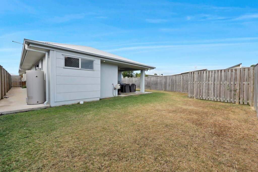 42 Ficus Crescent, Andergrove, QLD 4740 AUS