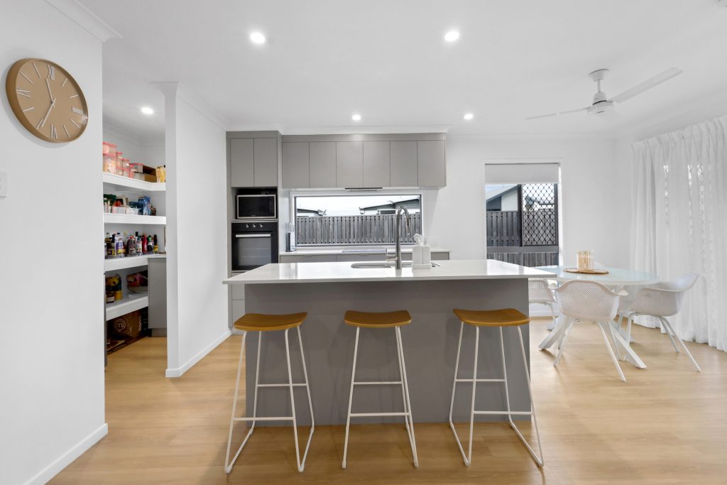 42 Ficus Crescent, Andergrove, QLD 4740 AUS