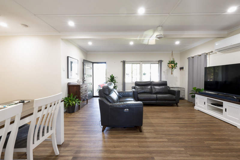 1 Crane Street, Slade Point, QLD 4740 AUS