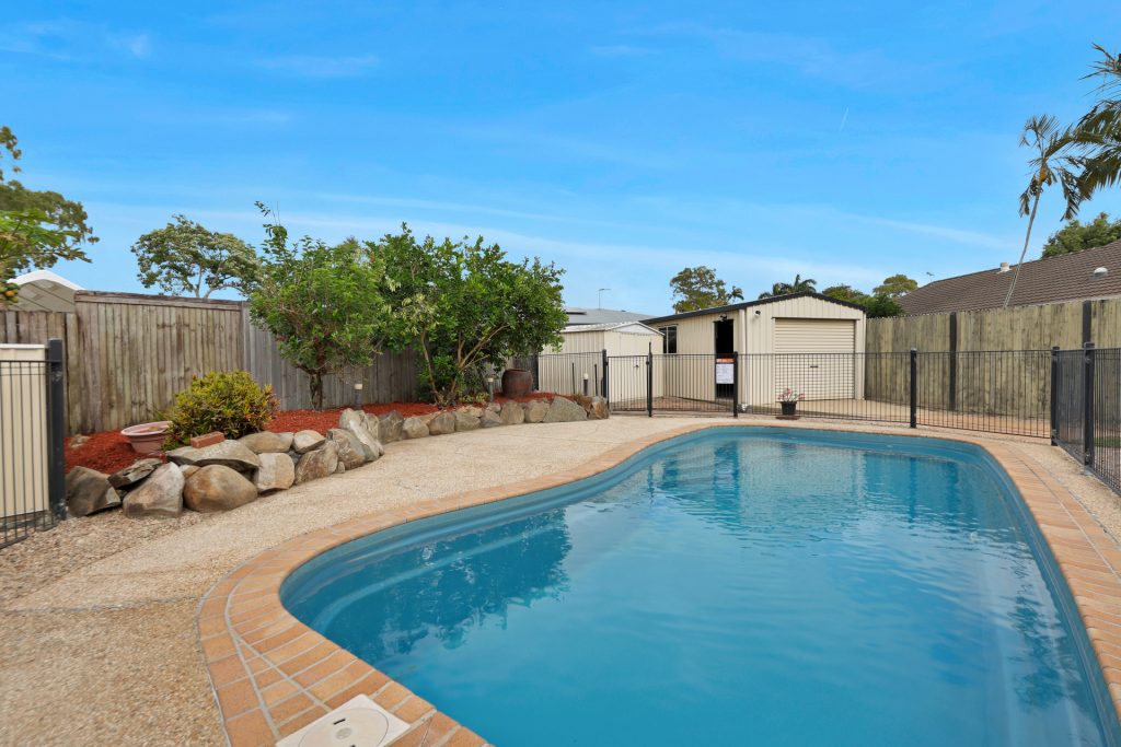 24 Cambridge Avenue, Andergrove, QLD 4740 AUS