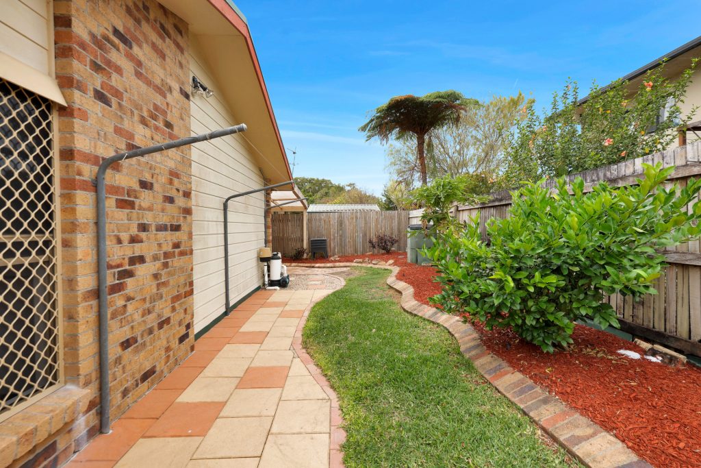 24 Cambridge Avenue, Andergrove, QLD 4740 AUS