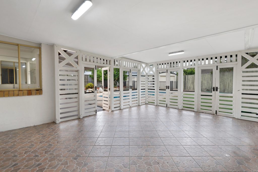 24 Cambridge Avenue, Andergrove, QLD 4740 AUS