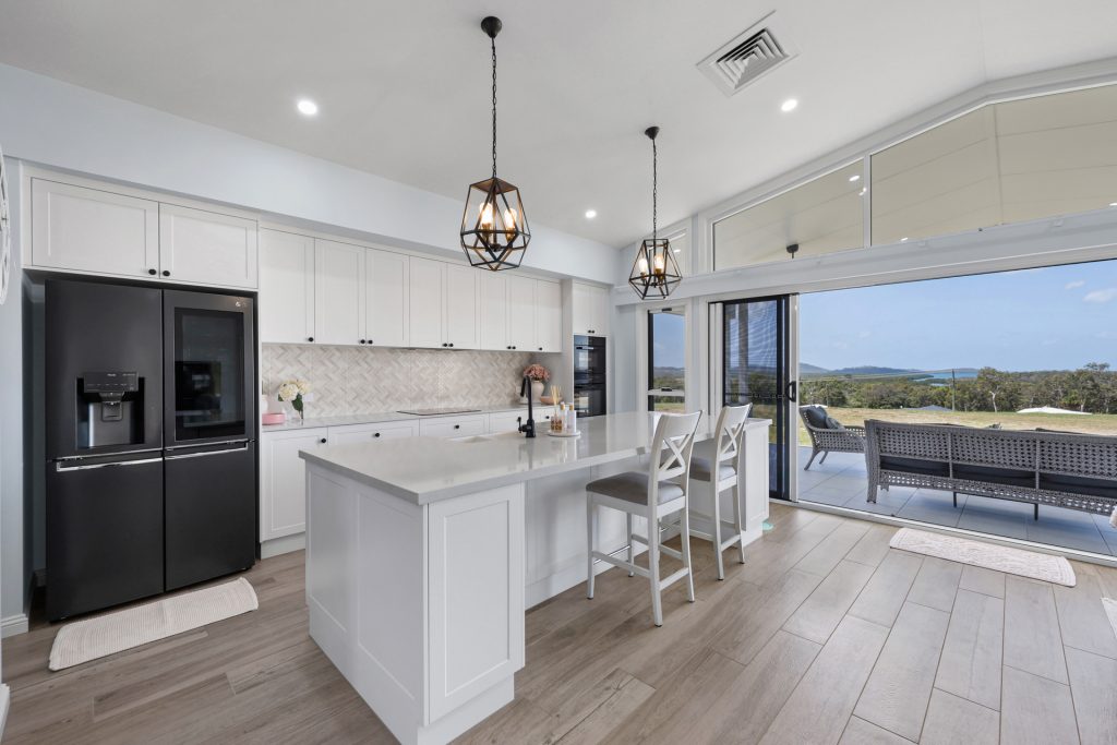 174 Moonlight Drive, Sarina, QLD 4737 AUS