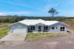174 Moonlight Drive, Sarina, QLD 4737 AUS