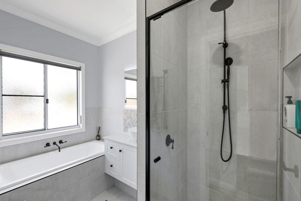 174 Moonlight Drive, Sarina, QLD 4737 AUS