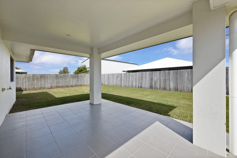 3 Fairway Drive, Bakers Creek, QLD 4740 AUS