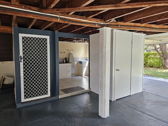 24 Middle Crescent, Dysart, QLD 4745 AUS