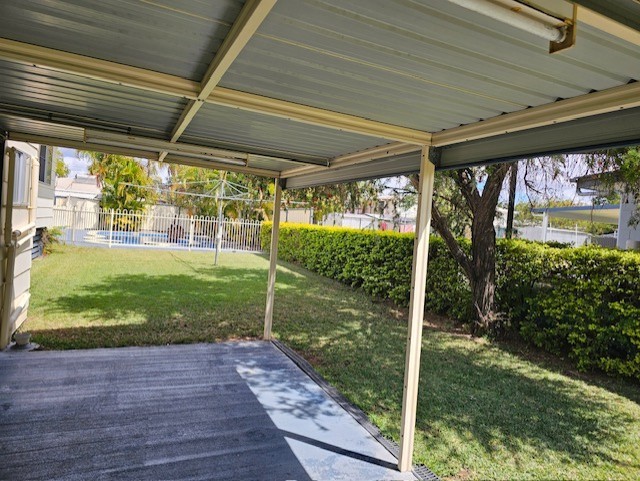 24 Middle Crescent, Dysart, QLD 4745 AUS
