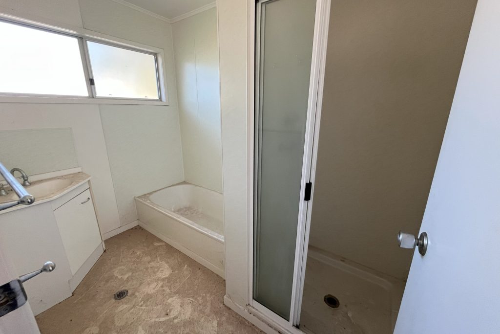 2 Winterer Crescent, Dysart, QLD 4745 AUS