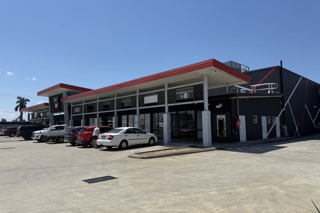 4/323 Bridge Road, West Mackay, QLD 4740 AUS