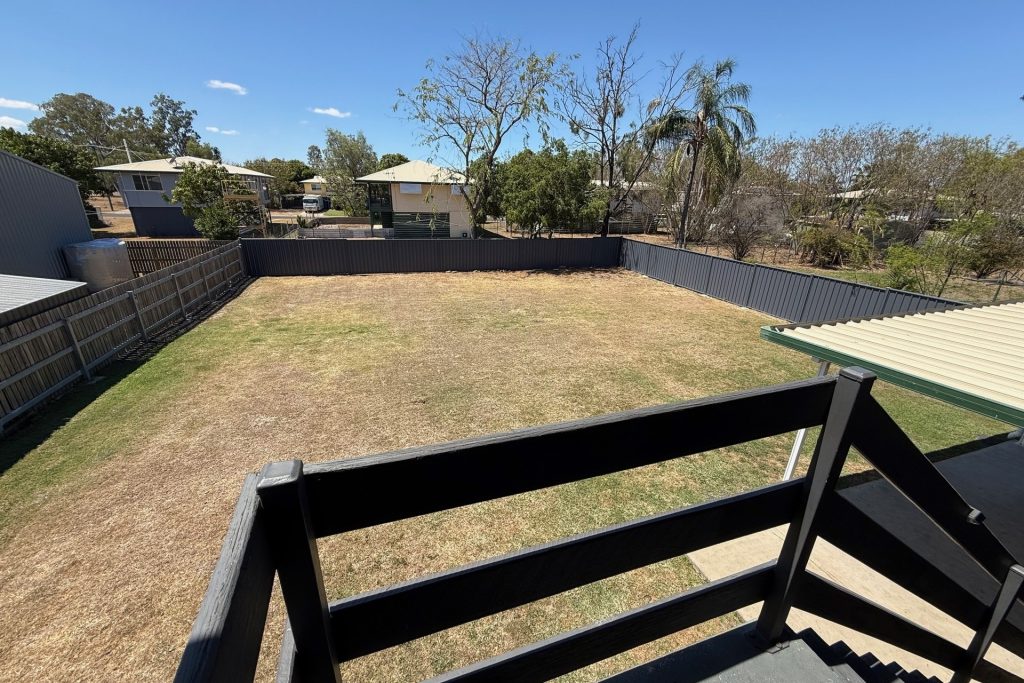 31 Donovan Crescent, Dysart, QLD 4745 AUS