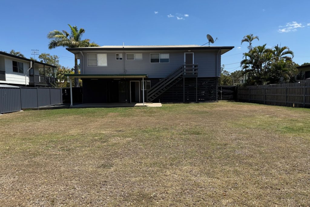 31 Donovan Crescent, Dysart, QLD 4745 AUS