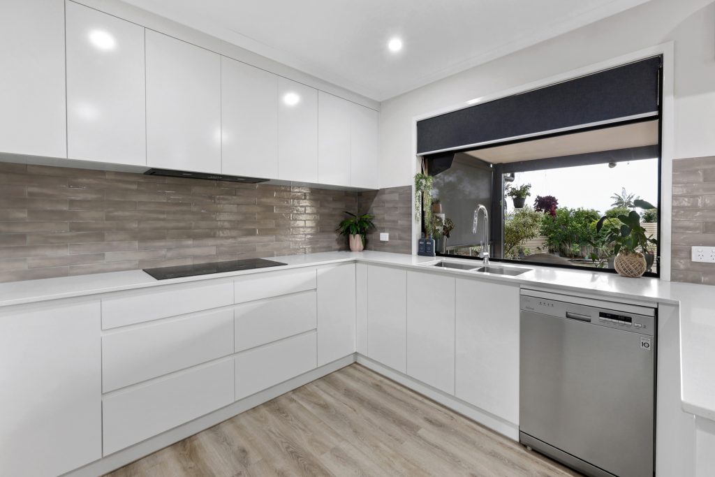 26 Dumfries Court, Beaconsfield, QLD 4740 AUS