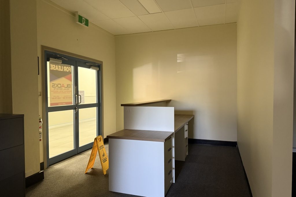 Shop A & I/142 Nebo Road, West Mackay, QLD 4740 AUS