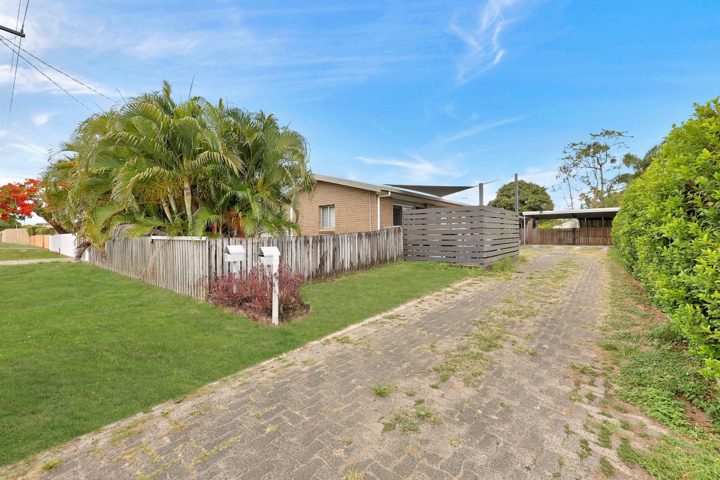 1 & 2/22 Burgess Street, North Mackay, QLD 4740 AUS