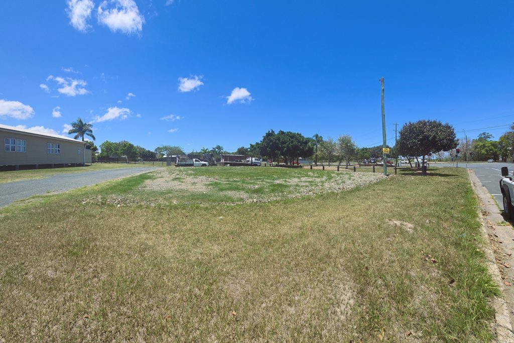 2 Palmer Street, North Mackay, QLD 4740 AUS