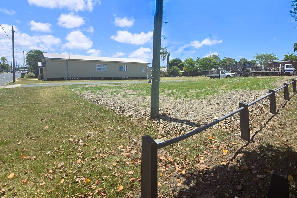 2 Palmer Street, North Mackay, QLD 4740 AUS