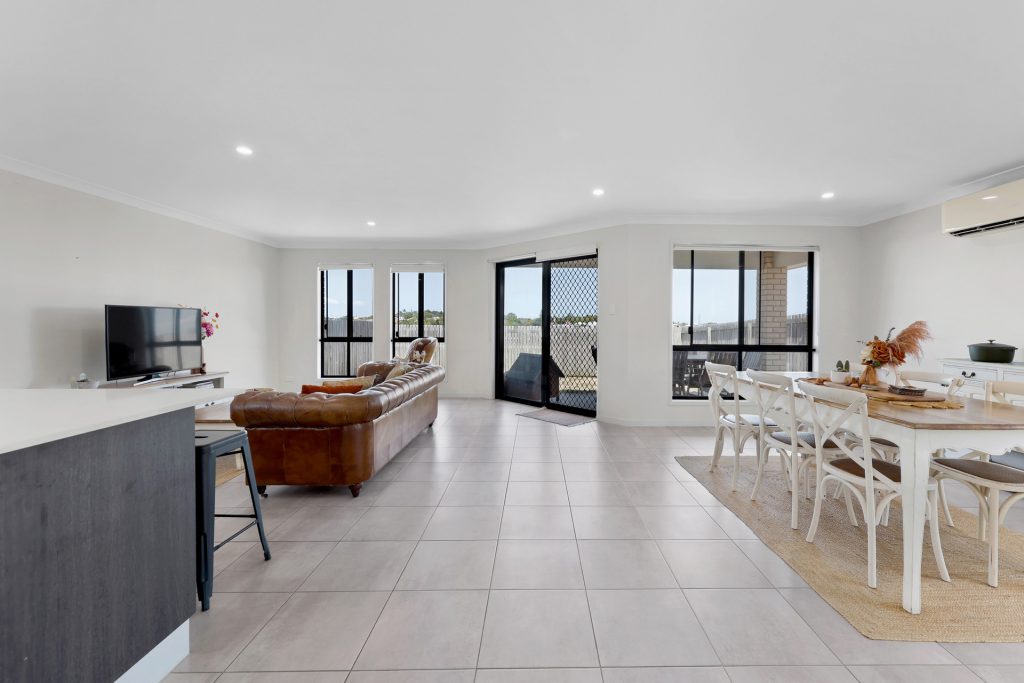 44 Thorn Avenue, Rural View, QLD 4740 AUS