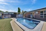 15 Charles Court, Andergrove, QLD 4740 AUS