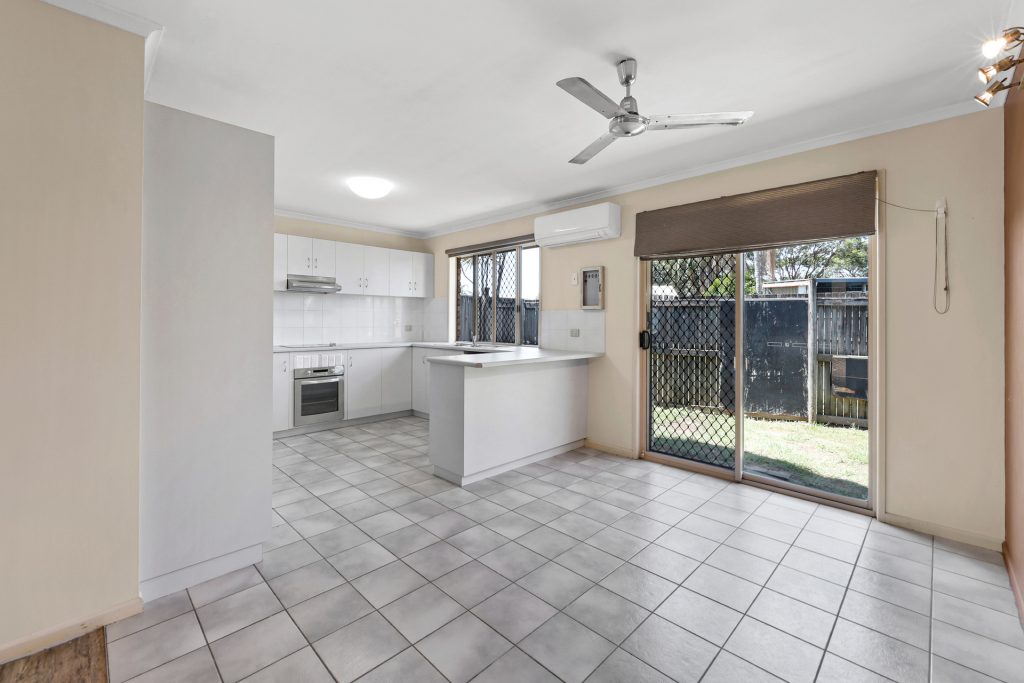 15 Charles Court, Andergrove, QLD 4740 AUS