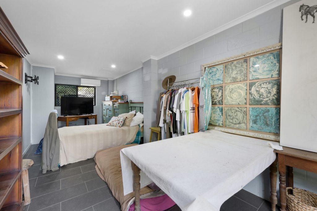 10 Rural View Drive, Rural View, QLD 4740 AUS