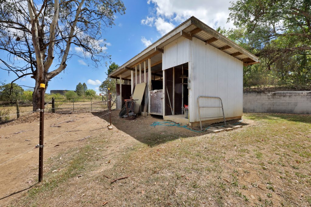 10 Rural View Drive, Rural View, QLD 4740 AUS